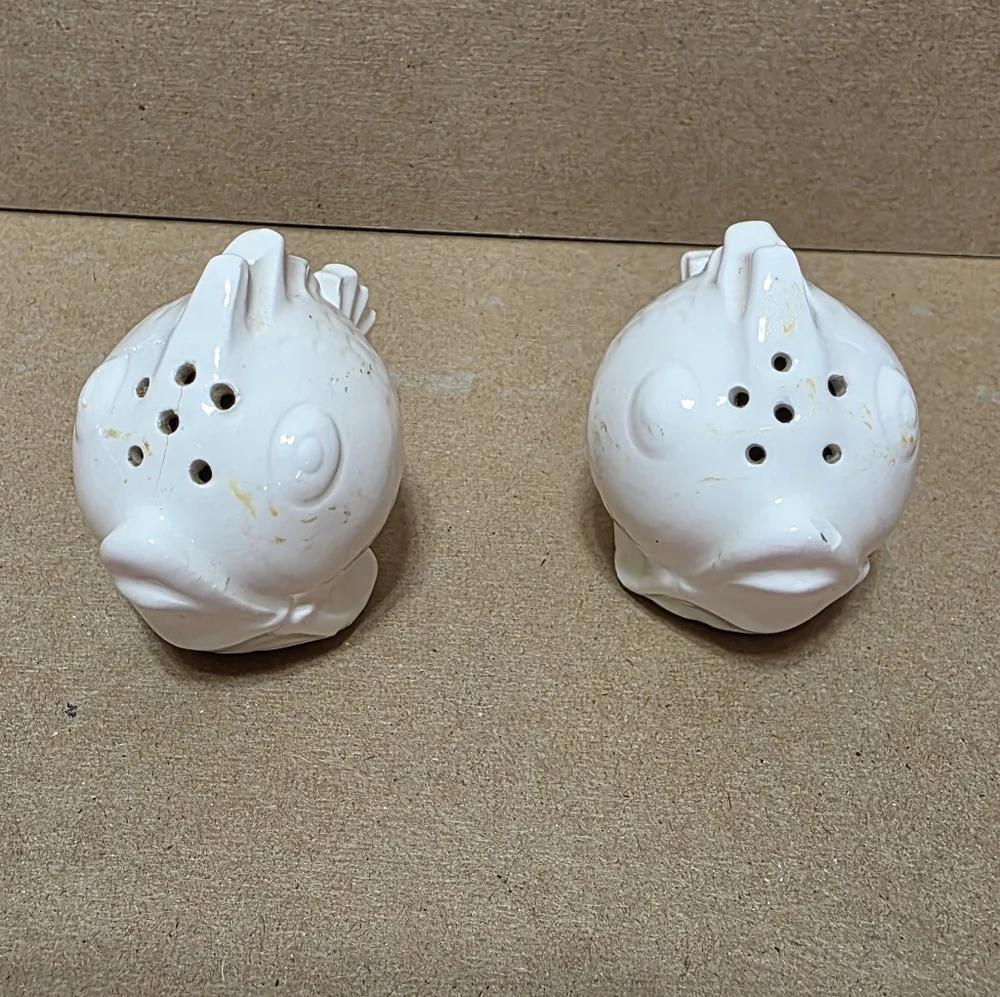 Vtg Puffer Blow Fish Shaker Set Germany #187